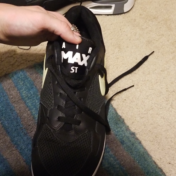 Nike Air Max ST International - Picture 4 of 4